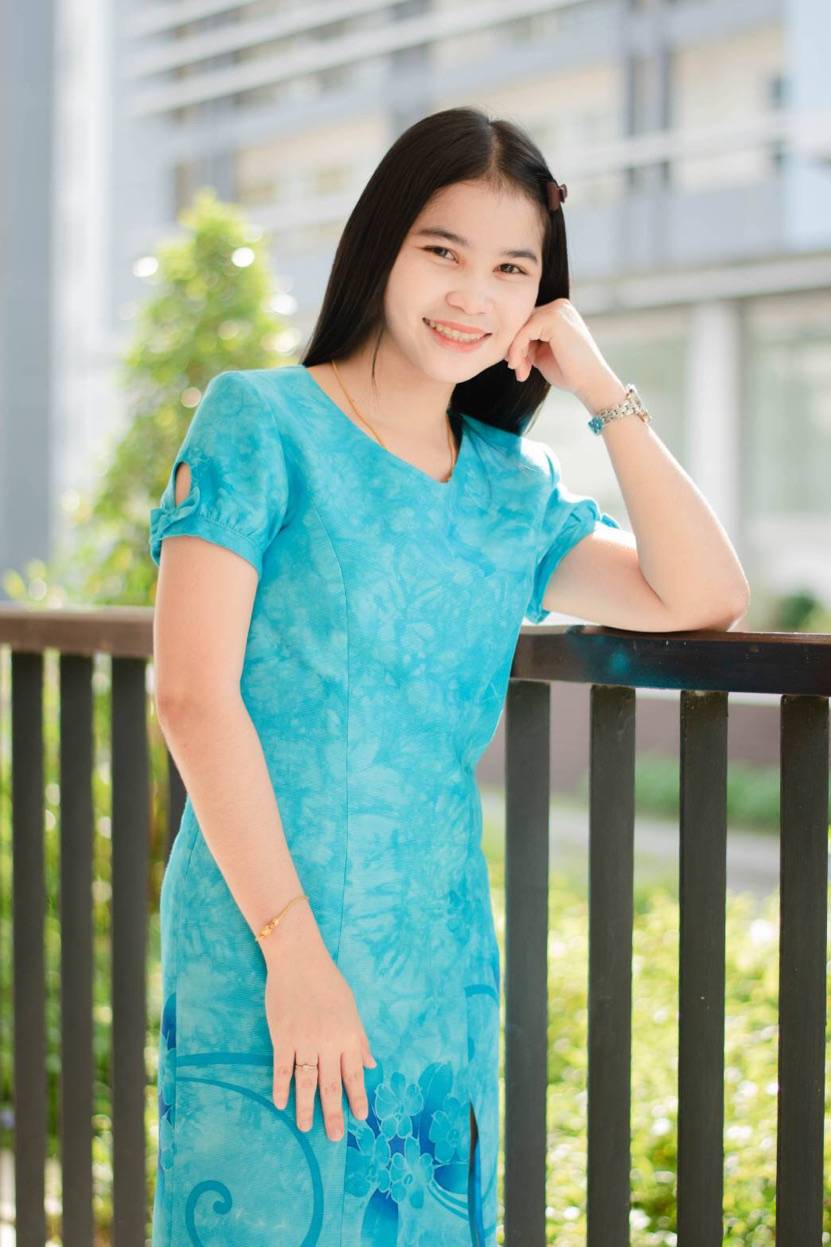 นางสาว จีรนันท์ ขุนเจริญ