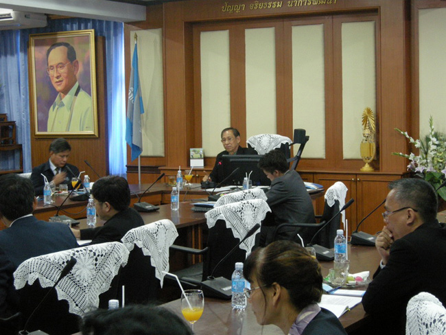 ประชุมสภาคณบดี ครุศาสตร์ / ศึกษาศาสตร์ 15 - 16 กย. 2554 ภาพที่ 49