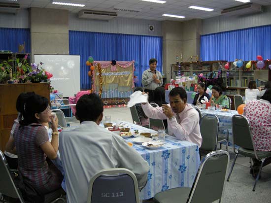 งานเลี้ยงสวัสดีปีใหม่ คณะศึกษาศาสตร์ ปี 2554 ภาพที่ 16
