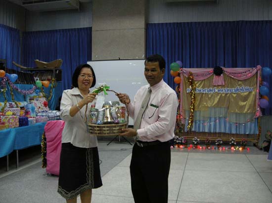 งานเลี้ยงสวัสดีปีใหม่ คณะศึกษาศาสตร์ ปี 2554 ภาพที่ 31