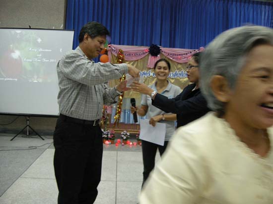 งานเลี้ยงสวัสดีปีใหม่ คณะศึกษาศาสตร์ ปี 2554 ภาพที่ 40