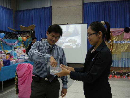 งานเลี้ยงสวัสดีปีใหม่ คณะศึกษาศาสตร์ ปี 2554 ภาพที่ 54