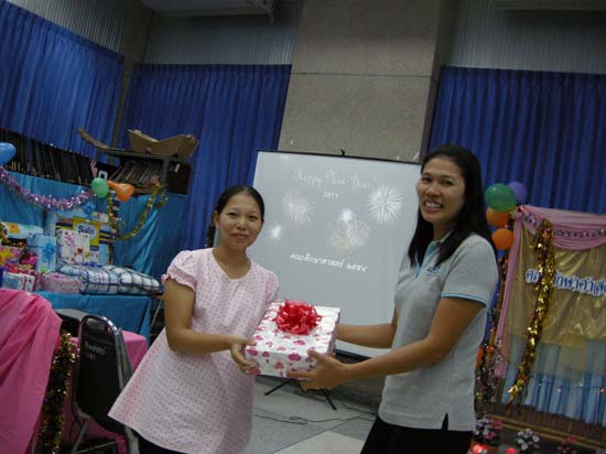 งานเลี้ยงสวัสดีปีใหม่ คณะศึกษาศาสตร์ ปี 2554 ภาพที่ 76