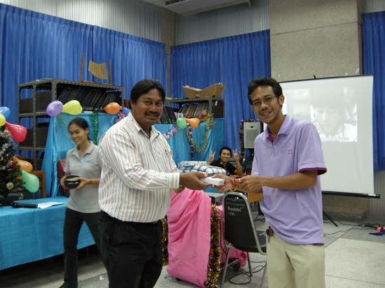 งานเลี้ยงสวัสดีปีใหม่ คณะศึกษาศาสตร์ ปี 2554 ภาพที่ 80