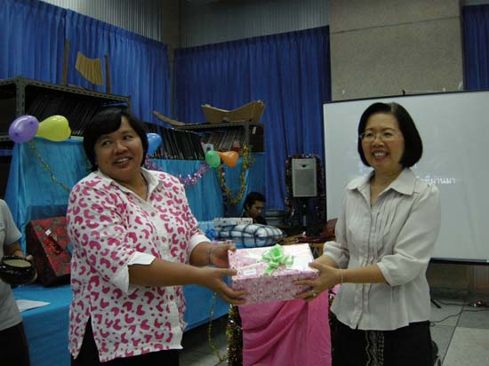 งานเลี้ยงสวัสดีปีใหม่ คณะศึกษาศาสตร์ ปี 2554 ภาพที่ 82