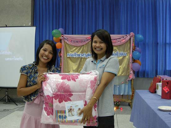งานเลี้ยงสวัสดีปีใหม่ คณะศึกษาศาสตร์ ปี 2554 ภาพที่ 87