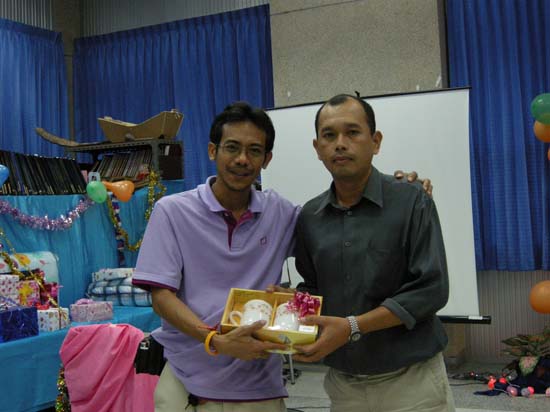 งานเลี้ยงสวัสดีปีใหม่ คณะศึกษาศาสตร์ ปี 2554 ภาพที่ 88