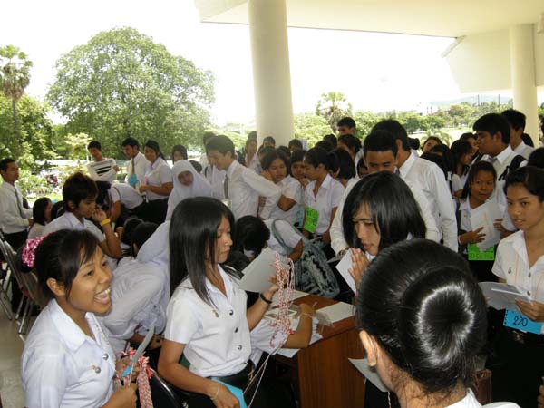 ปฐมนิเทศนิสิตระดับปริญญาตรี ปีการศึกษา 2554 ภาพที่ 2