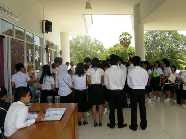 ปฐมนิเทศนิสิตระดับปริญญาตรี ปีการศึกษา 2554 ภาพที่ 6