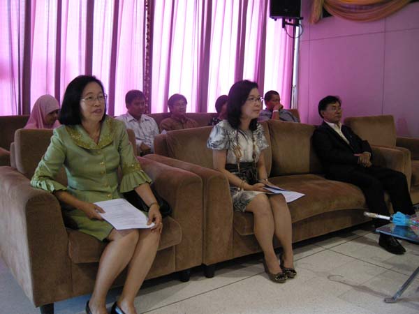 ปฐมนิเทศนิสิตระดับปริญญาตรี ปีการศึกษา 2554 ภาพที่ 36