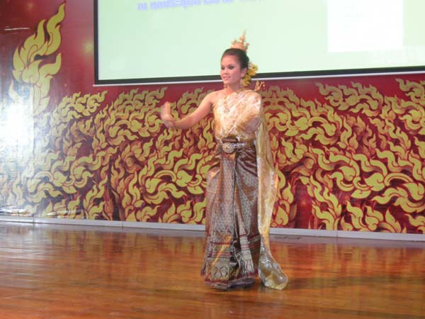 ปฐมนิเทศนิสิตระดับปริญญาตรี ปีการศึกษา 2554 ภาพที่ 46