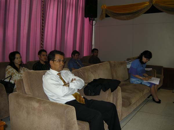 ปฐมนิเทศนิสิตระดับปริญญาโท ปีการศึกษา 2554 ภาพที่ 20