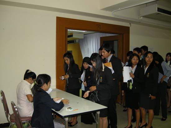 ปฐมนิเทศนิสิตระดับบัณฑิตศึกษา ภาคเรียนที่ 1 ปีการศึกษา 2554 ภาพที่ 32