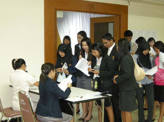 ปฐมนิเทศนิสิตระดับบัณฑิตศึกษา ภาคเรียนที่ 1 ปีการศึกษา 2554 ภาพที่ 38