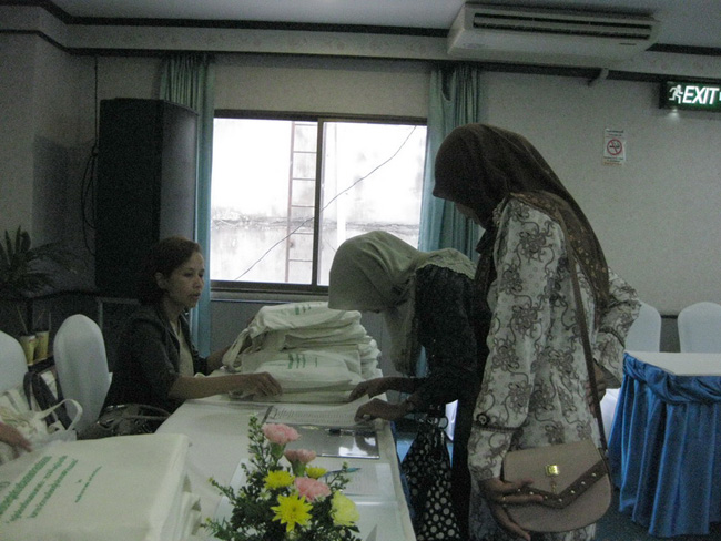 โครงการ ฝึกอบรมครูโรงเรียนเอกชน สอนศาสนาอิสลาม"ความเป็นครูมืออาชีพในการจัดการเรียนรู้ในสังคมพหุวัฒนธรรม" วันที่ 19 - 23 กันยนยน 2554