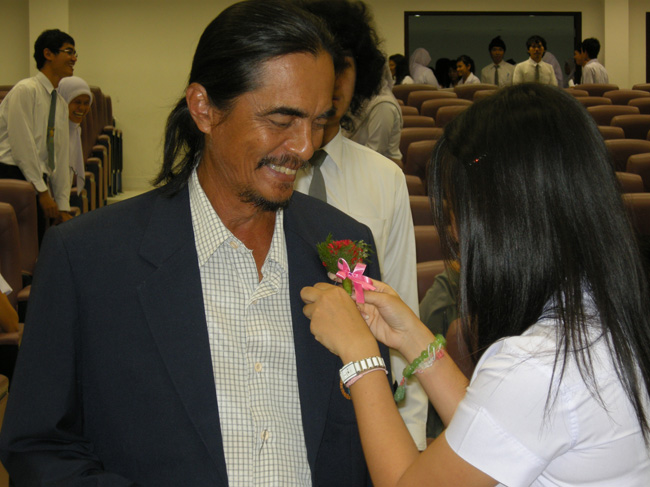 โครงการศึกษารำลึกเพื่อเป็นเกียรติแก่ผู้เกษียณอายุราชการประจำปี 2554 ในวันที่ 21 กันยายน 2554 ภาพที่ 11