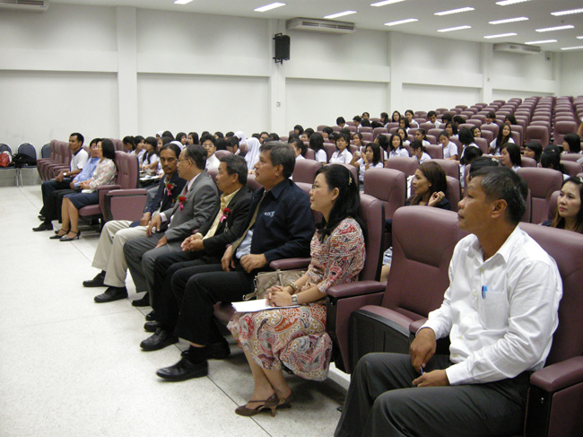 โครงการศึกษารำลึกเพื่อเป็นเกียรติแก่ผู้เกษียณอายุราชการประจำปี 2554 ในวันที่ 21 กันยายน 2554 ภาพที่ 14