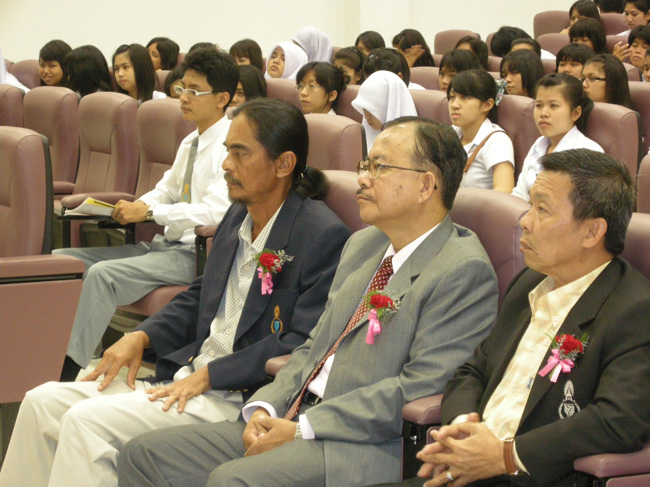 โครงการศึกษารำลึกเพื่อเป็นเกียรติแก่ผู้เกษียณอายุราชการประจำปี 2554 ในวันที่ 21 กันยายน 2554 ภาพที่ 28