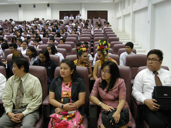 โครงการศึกษารำลึกเพื่อเป็นเกียรติแก่ผู้เกษียณอายุราชการประจำปี 2554 ในวันที่ 21 กันยายน 2554 ภาพที่ 30