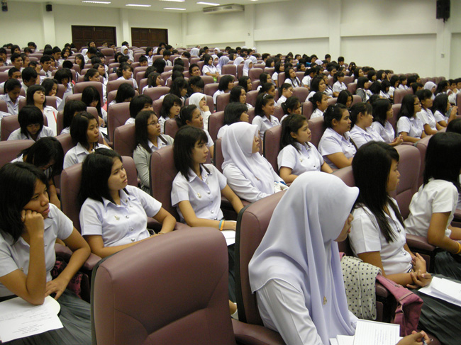 โครงการศึกษารำลึกเพื่อเป็นเกียรติแก่ผู้เกษียณอายุราชการประจำปี 2554 ในวันที่ 21 กันยายน 2554 ภาพที่ 49