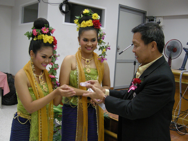 โครงการศึกษารำลึกเพื่อเป็นเกียรติแก่ผู้เกษียณอายุราชการประจำปี 2554 ในวันที่ 21 กันยายน 2554 ภาพที่ 55