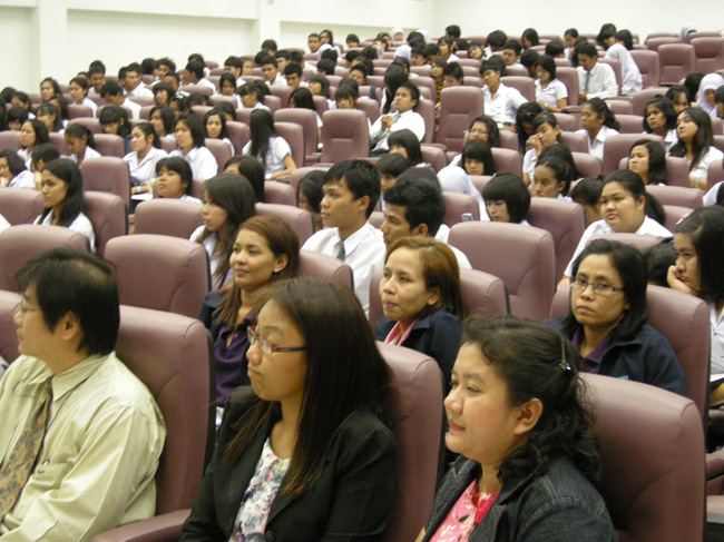 โครงการศึกษารำลึกเพื่อเป็นเกียรติแก่ผู้เกษียณอายุราชการประจำปี 2554 ในวันที่ 21 กันยายน 2554 ภาพที่ 73