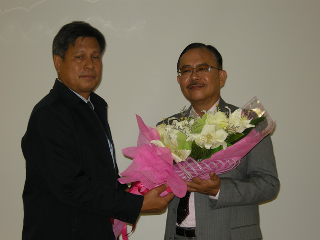 โครงการศึกษารำลึกเพื่อเป็นเกียรติแก่ผู้เกษียณอายุราชการประจำปี 2554 ในวันที่ 21 กันยายน 2554 ภาพที่ 90