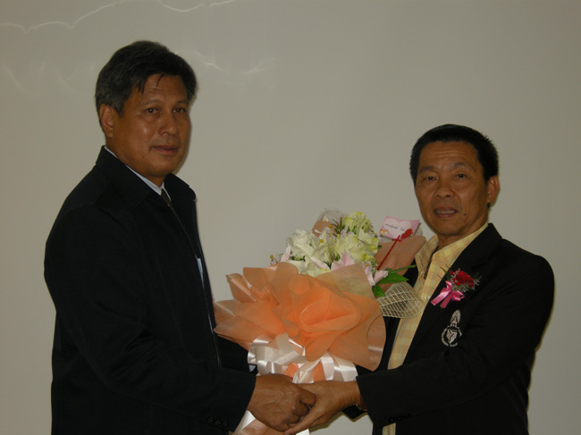 โครงการศึกษารำลึกเพื่อเป็นเกียรติแก่ผู้เกษียณอายุราชการประจำปี 2554 ในวันที่ 21 กันยายน 2554 ภาพที่ 93