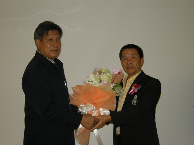 โครงการศึกษารำลึกเพื่อเป็นเกียรติแก่ผู้เกษียณอายุราชการประจำปี 2554 ในวันที่ 21 กันยายน 2554 ภาพที่ 94