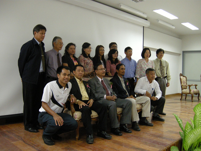 โครงการศึกษารำลึกเพื่อเป็นเกียรติแก่ผู้เกษียณอายุราชการประจำปี 2554 ในวันที่ 21 กันยายน 2554 ภาพที่ 116