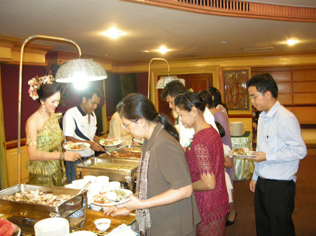 โครงการศึกษารำลึกเพื่อเป็นเกียรติแก่ผู้เกษียณอายุราชการประจำปี 2554 ในวันที่ 21 กันยายน 2554 ภาพที่ 227