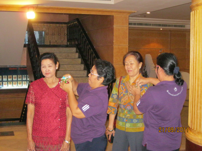 โครงการศึกษารำลึกเพื่อเป็นเกียรติแก่ผู้เกษียณอายุราชการประจำปี 2554 ในวันที่ 21 กันยายน 2554 ภาพที่ 360