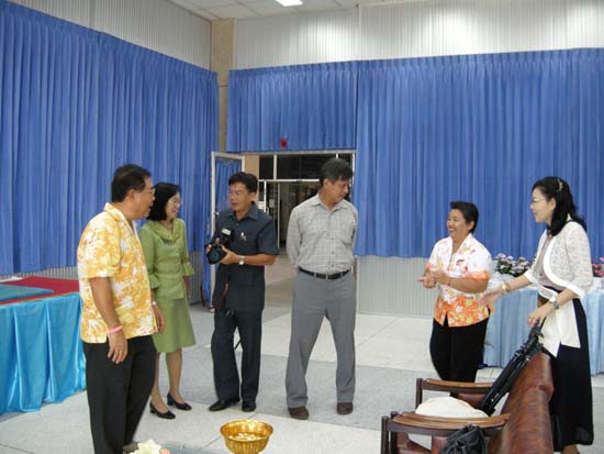 กิจกรรมสืบสานประเพณีสงกรานต์ คณะศึกษาศาสตร์ ปี 2554 ภาพที่ 87