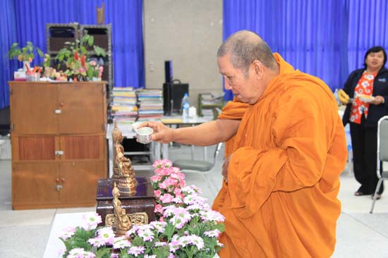 กิจกรรมสืบสานประเพณีสงกรานต์ คณะศึกษาศาสตร์ ปี 2554 ภาพที่ 151