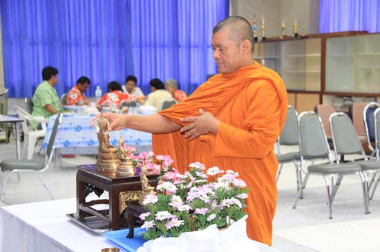 กิจกรรมสืบสานประเพณีสงกรานต์ คณะศึกษาศาสตร์ ปี 2554 ภาพที่ 153