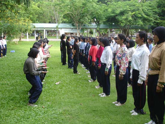 กิจกรรมรับน้องใหม่ คณะศึกษาศาสตร์ (ชุดที่ 1) ภาพที่ 13