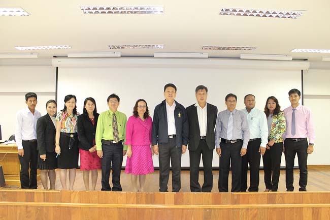 โครงการยกระดับครูทั้งระบบ รุ่นที่ 1 สพม.13 ระหว่างวันที่ 17-19 พฤษภาคม 2556 โดยคณะศึกษาศาสตร์ มหาวิทยาลัยทักษิณ ภาพที่ 2