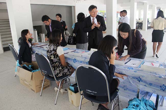 โครงการยกระดับครูทั้งระบบ รุ่นที่ 1 สพม.13 ระหว่างวันที่ 17-19 พฤษภาคม 2556 โดยคณะศึกษาศาสตร์ มหาวิทยาลัยทักษิณ ภาพที่ 4
