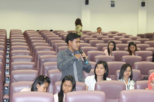 โครงการยกระดับครูทั้งระบบ รุ่นที่ 1 สพม.13 ระหว่างวันที่ 17-19 พฤษภาคม 2556 โดยคณะศึกษาศาสตร์ มหาวิทยาลัยทักษิณ ภาพที่ 11