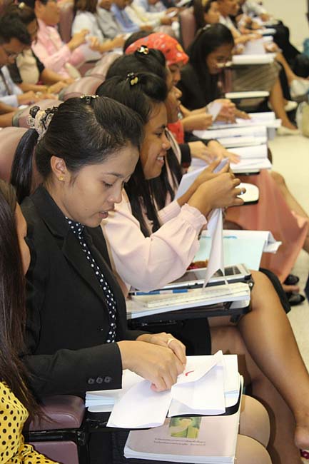 โครงการยกระดับครูทั้งระบบ รุ่นที่ 1 สพม.13 ระหว่างวันที่ 17-19 พฤษภาคม 2556 โดยคณะศึกษาศาสตร์ มหาวิทยาลัยทักษิณ ภาพที่ 31
