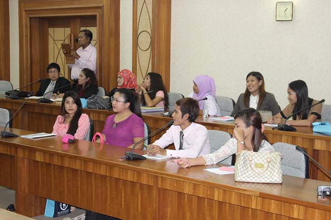 โครงการยกระดับครูทั้งระบบ รุ่นที่ 1 สพม.13 ระหว่างวันที่ 17-19 พฤษภาคม 2556 โดยคณะศึกษาศาสตร์ มหาวิทยาลัยทักษิณ ภาพที่ 84