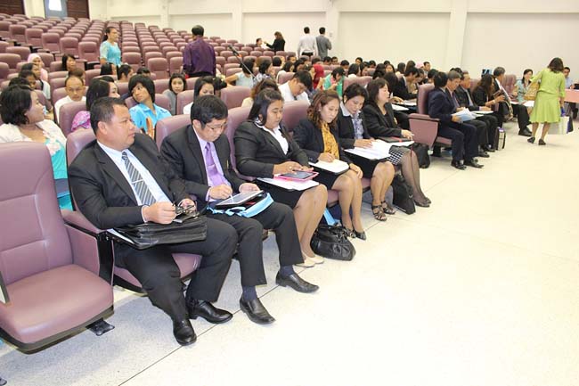 โครงการยกระดับครูทั้งระบบ รุ่นที่ 1 สพม.13 ระหว่างวันที่ 17-19 พฤษภาคม 2556 โดยคณะศึกษาศาสตร์ มหาวิทยาลัยทักษิณ ภาพที่ 92