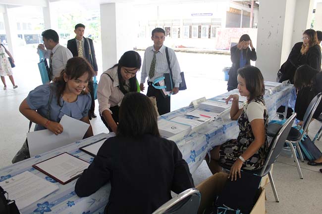 โครงการยกระดับครูทั้งระบบ รุ่นที่ 1 สพม.13 ระหว่างวันที่ 17-19 พฤษภาคม 2556 โดยคณะศึกษาศาสตร์ มหาวิทยาลัยทักษิณ ภาพที่ 114