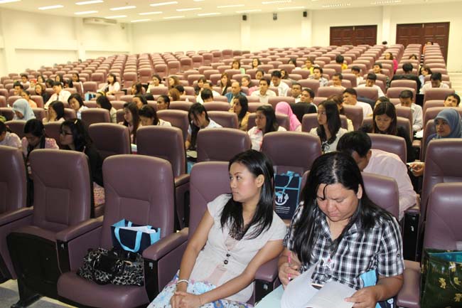 โครงการยกระดับครูทั้งระบบ รุ่นที่ 1 สพม.13 ระหว่างวันที่ 17-19 พฤษภาคม 2556 โดยคณะศึกษาศาสตร์ มหาวิทยาลัยทักษิณ ภาพที่ 129