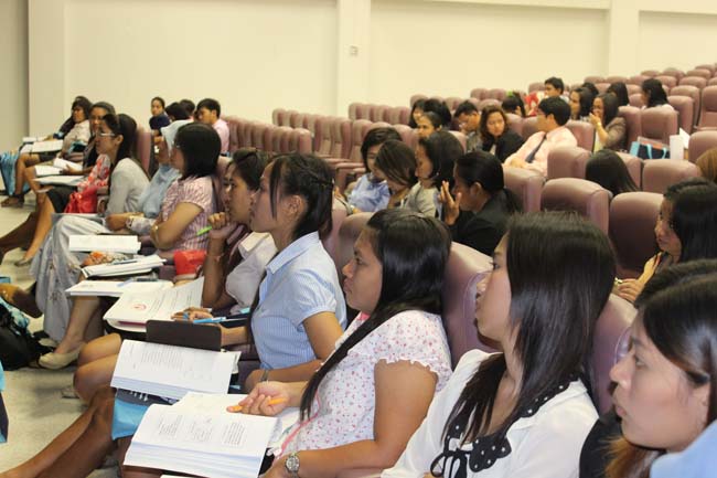 โครงการยกระดับครูทั้งระบบ รุ่นที่ 1 สพม.13 ระหว่างวันที่ 17-19 พฤษภาคม 2556 โดยคณะศึกษาศาสตร์ มหาวิทยาลัยทักษิณ ภาพที่ 132