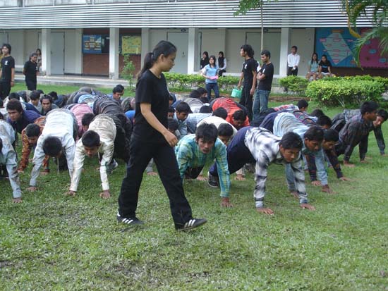 กิจกรรมรับน้องใหม่ คณะศึกษาศาสตร์ (ชุดที่ 1) ภาพที่ 56