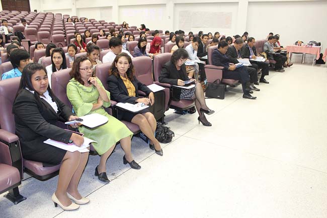 โครงการยกระดับครูทั้งระบบ รุ่นที่ 1 สพม.13 ระหว่างวันที่ 17-19 พฤษภาคม 2556 โดยคณะศึกษาศาสตร์ มหาวิทยาลัยทักษิณ ภาพที่ 185