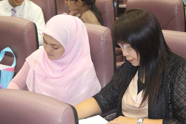 โครงการยกระดับครูทั้งระบบ รุ่นที่ 1 สพม.13 ระหว่างวันที่ 17-19 พฤษภาคม 2556 โดยคณะศึกษาศาสตร์ มหาวิทยาลัยทักษิณ ภาพที่ 204