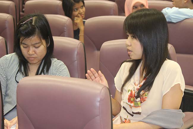 โครงการยกระดับครูทั้งระบบ รุ่นที่ 1 สพม.13 ระหว่างวันที่ 17-19 พฤษภาคม 2556 โดยคณะศึกษาศาสตร์ มหาวิทยาลัยทักษิณ ภาพที่ 206