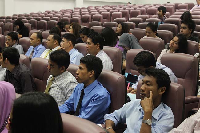 โครงการยกระดับครูทั้งระบบ รุ่นที่ 1 สพม.13 ระหว่างวันที่ 17-19 พฤษภาคม 2556 โดยคณะศึกษาศาสตร์ มหาวิทยาลัยทักษิณ ภาพที่ 213